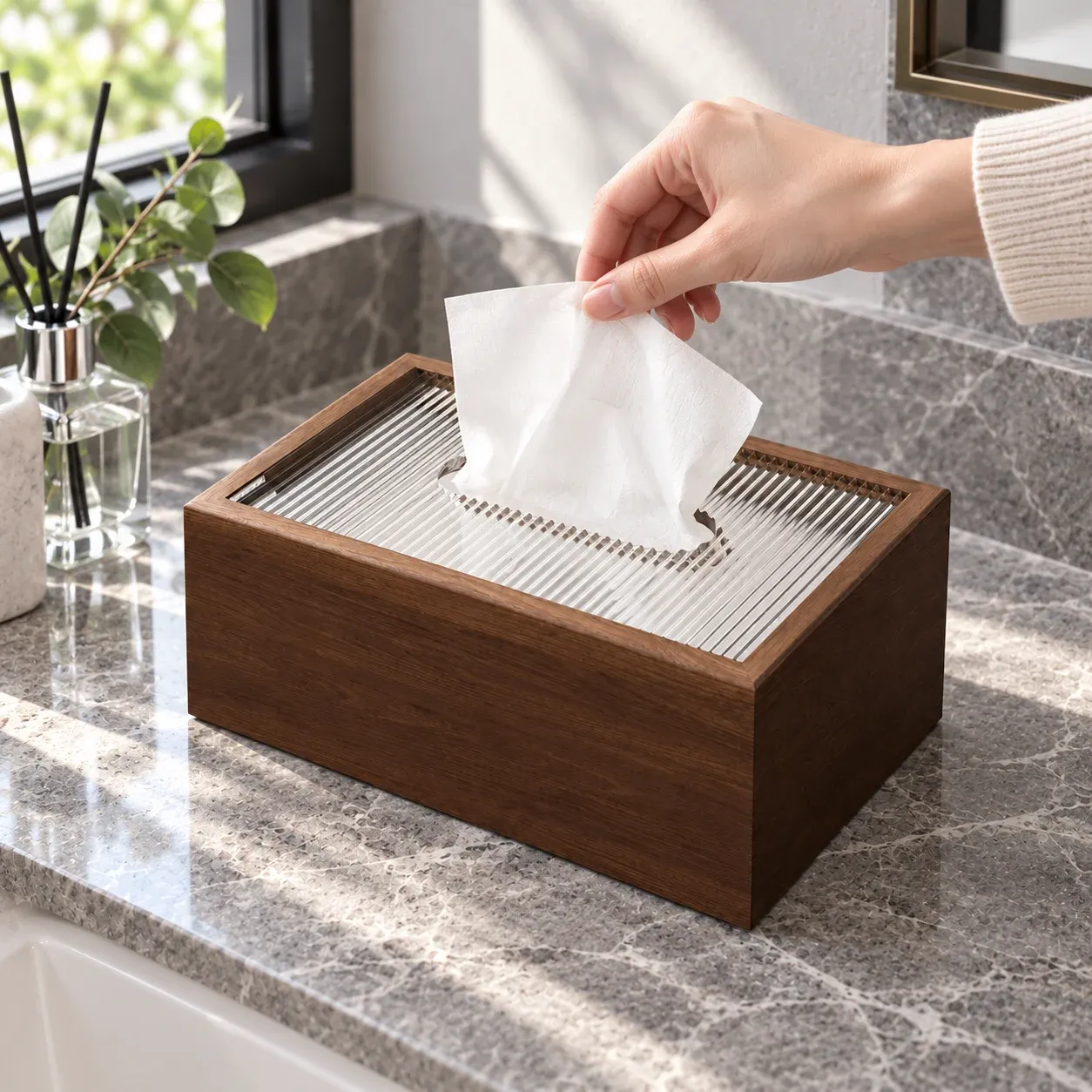 Mirelle Wood Tissue Box: product in use