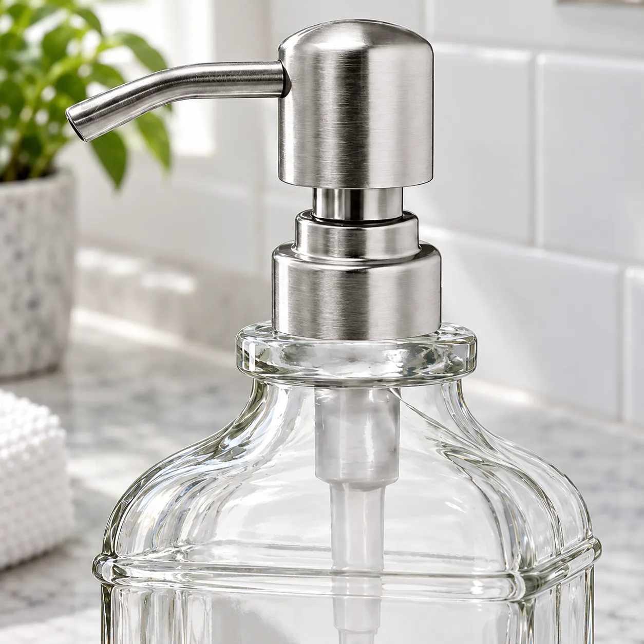 Laurel Glass Soap Pump — construction detail