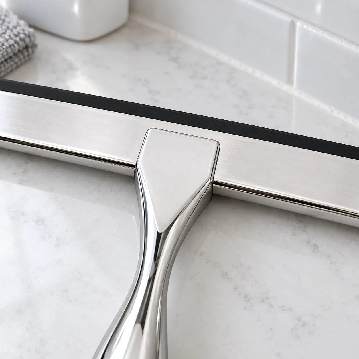 Fern Short Shower Squeegee — construction detail